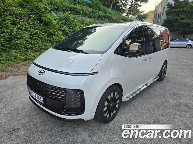 Hyundai Staria 4WD 7 Inspiration