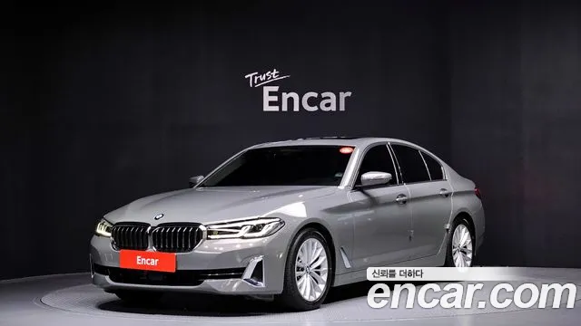 BMW 5 (G30) 520i