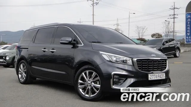 Kia The New Carnival 9 Noblesse