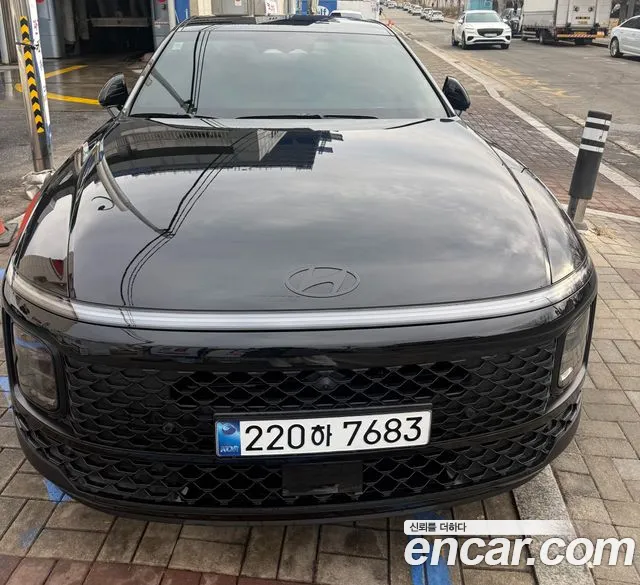 Hyundai Grandeur Hybrid (GN7)