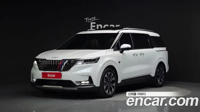 Kia Carnival 4 Gasoline 7 Noblesse