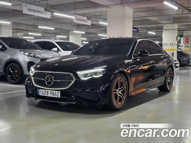 Mercedes-Benz E- W214 E300 4MATIC AMG Line