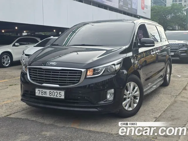 Kia All New Carnival 11
