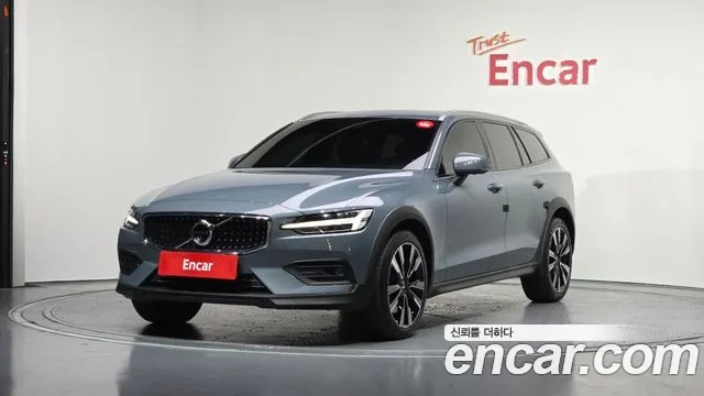 Volvo V60 2 B5 AWD
