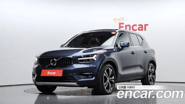 Volvo XC40 B4