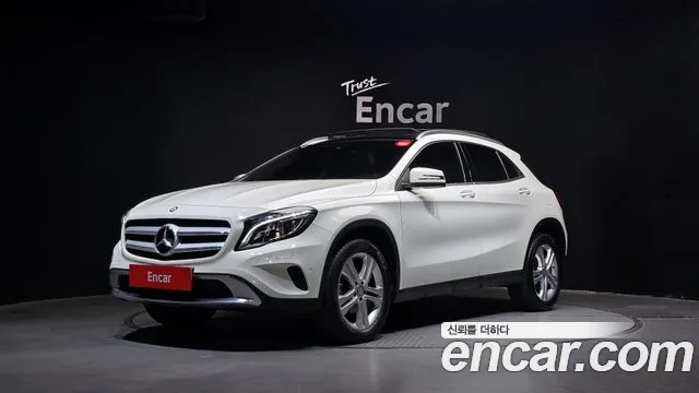 Mercedes-Benz GLA- X156 GLA200 d