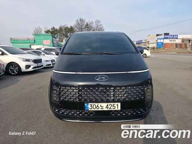Hyundai Staria 4WD 9 Inspiration