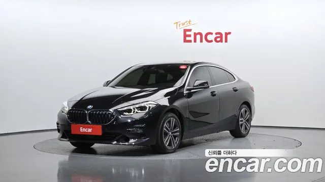 BMW 2 (F44) 220i