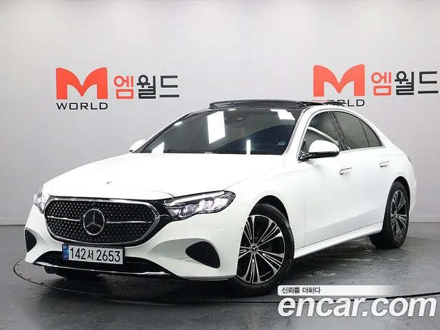 Mercedes-Benz E- W214 E200