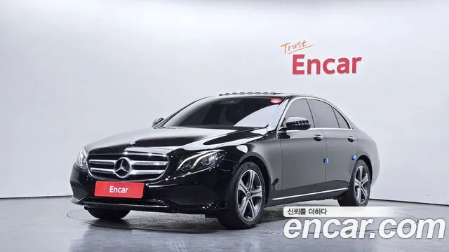 Mercedes-Benz E- W213 E300