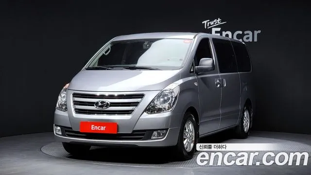 Hyundai Grand Starex 12