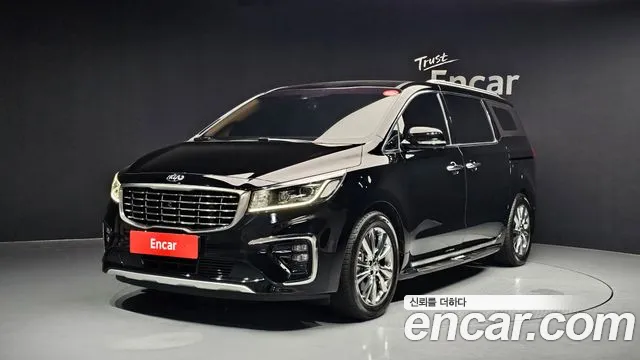 Kia The New Carnival 9 Noblesse