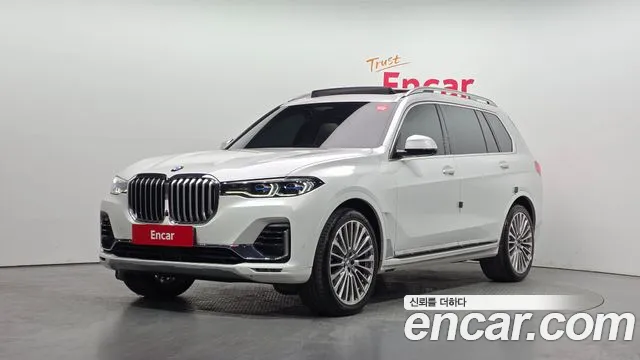 BMW X7 (G07) xDrive 40i 6