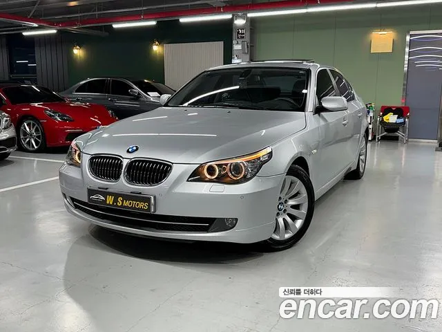 BMW 5 (E60) 528i