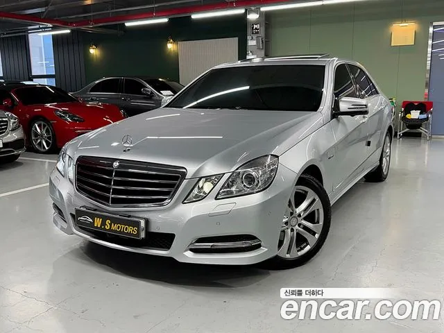 Mercedes-Benz E- W212 E220 CDI