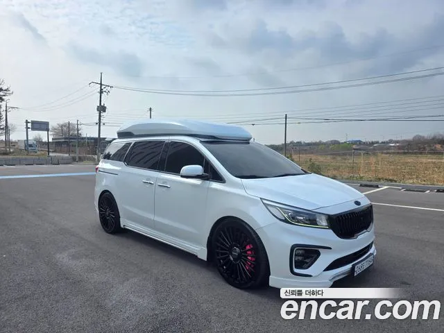 Kia The New Carnival 9 Noblesse