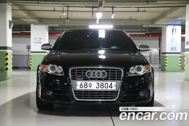Audi S4 4.2 B7