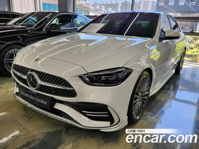 Mercedes-Benz C- W206 C300 4MATIC AMG Line