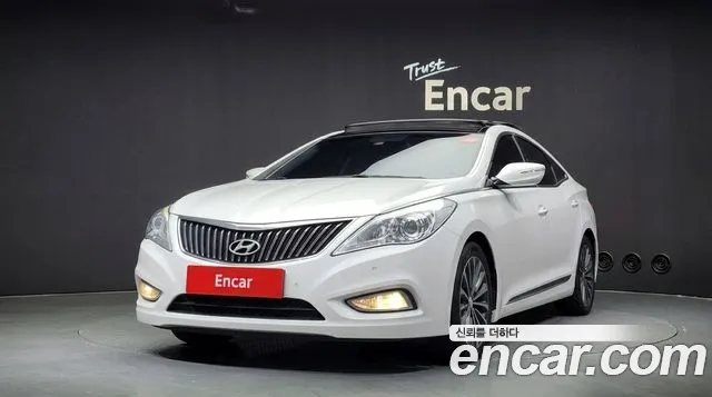 Hyundai Grandeur HG HG240