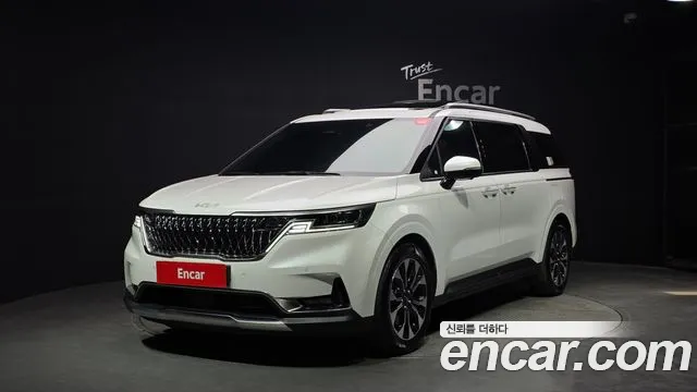 Kia Carnival 4 Gasoline 7 Signature