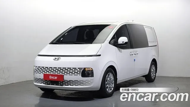 Hyundai Staria 5