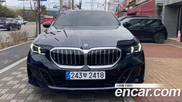 BMW 5 (G60) 520i M