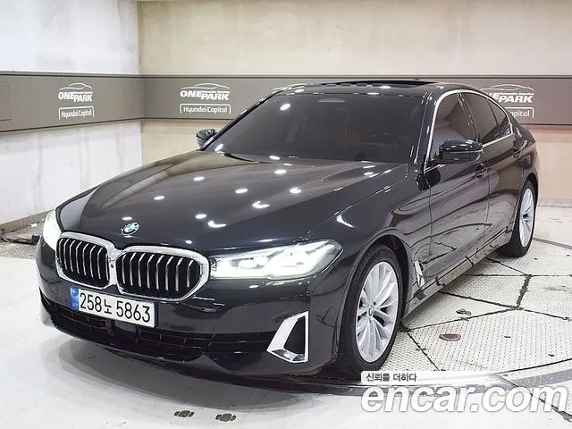BMW 5 (G30) 520i
