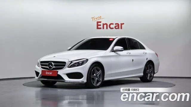 Mercedes-Benz C- W205 C200 4MATIC AMG Line