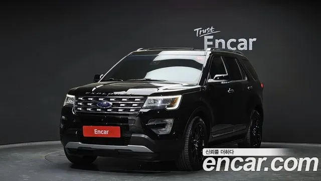 Ford Explorer 2.3 Limited 4WD 5