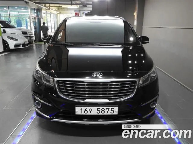 Kia All New Carnival 9 Prestige