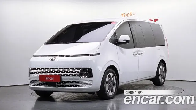 Hyundai Staria 9
