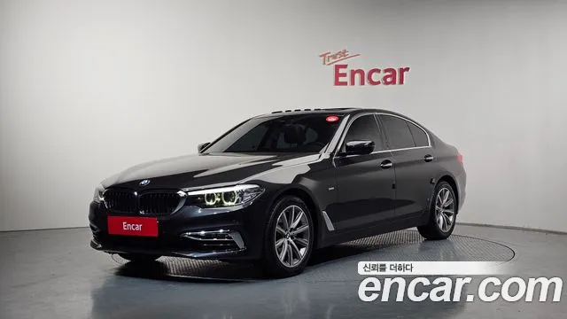 BMW 5 (G30) 520i