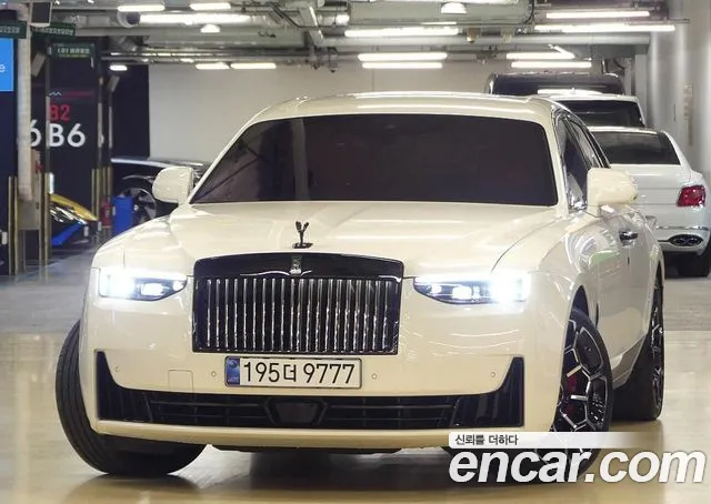 2 6.7 V12