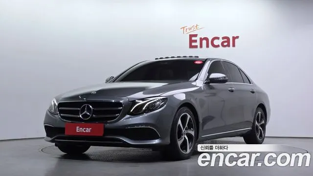 Mercedes-Benz E- W213 E250