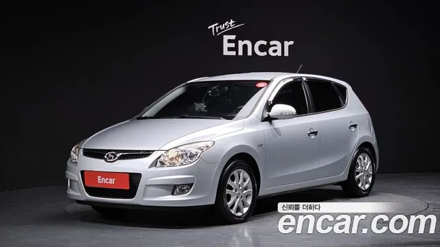 Hyundai i30 1.6 VVT Base