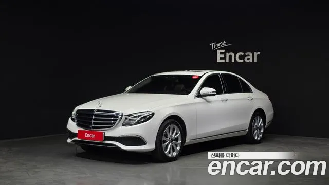 Mercedes-Benz E- W213 E300 4MATIC Exclusive