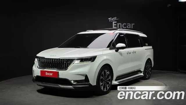 Kia Carnival 4 Gasoline 7 Noblesse
