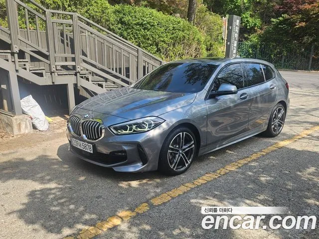 BMW 1 (F40) 120i M