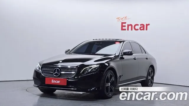 Mercedes-Benz E- W213 E220d 4MATIC
