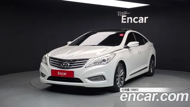 Hyundai Grandeur HG HG240