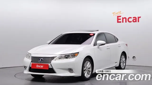 Lexus ES300h XV60