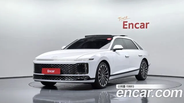Hyundai Grandeur Hybrid (GN7)
