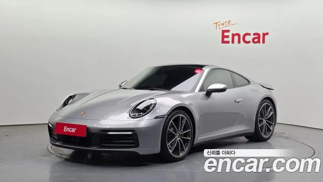 Porsche 911 (992)