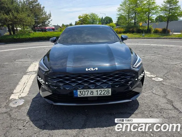 Kia K8 2.5 Gasoline 2WD Signature