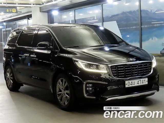 Kia The New Carnival 9 Noblesse