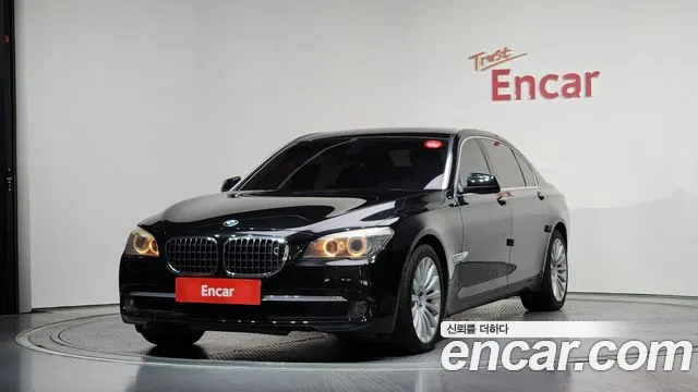 BMW 7 (F01) 750Li