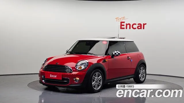 MINI Cooper Base 2