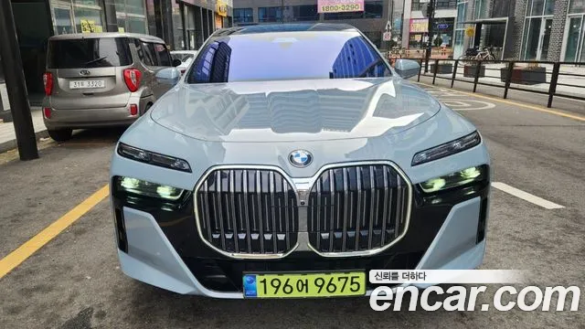 BMW 7 (G70) 740i xDrive M