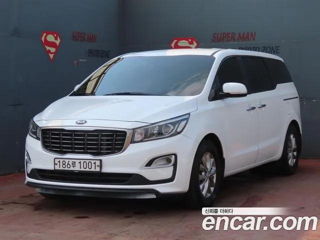 Kia The New Carnival 9