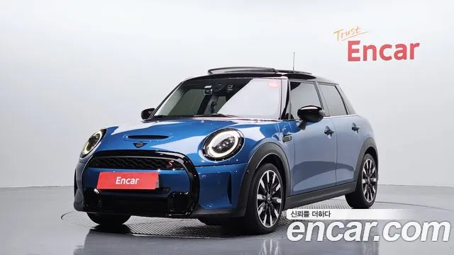 MINI Cooper S 5 3